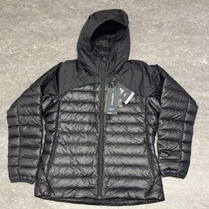 Last chance! Outdoor Research womenβs helium down hoodie black XL NWT